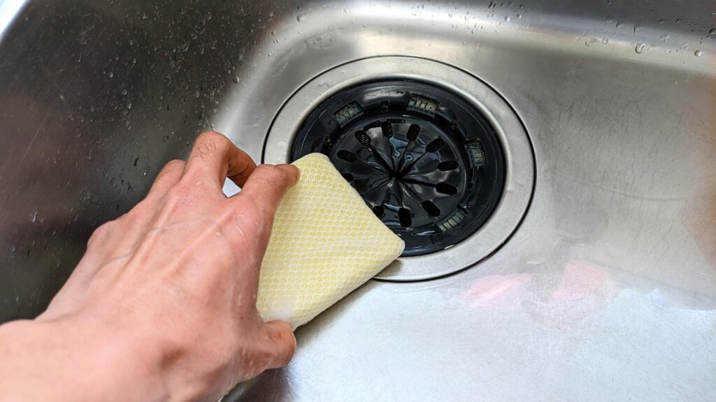 【トラップ別】キッチンの排水口の流れが悪いときの掃除方
